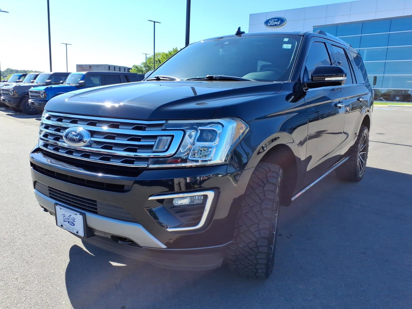Certified 2019 Ford Expedition Limited w/ Equipment Group 301A AWD/4WD image 7