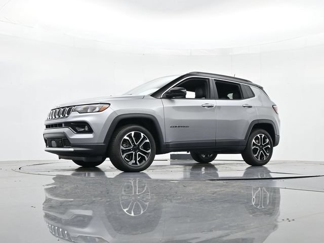 Used 2023 Jeep Compass Limited AWD/4WD image 38