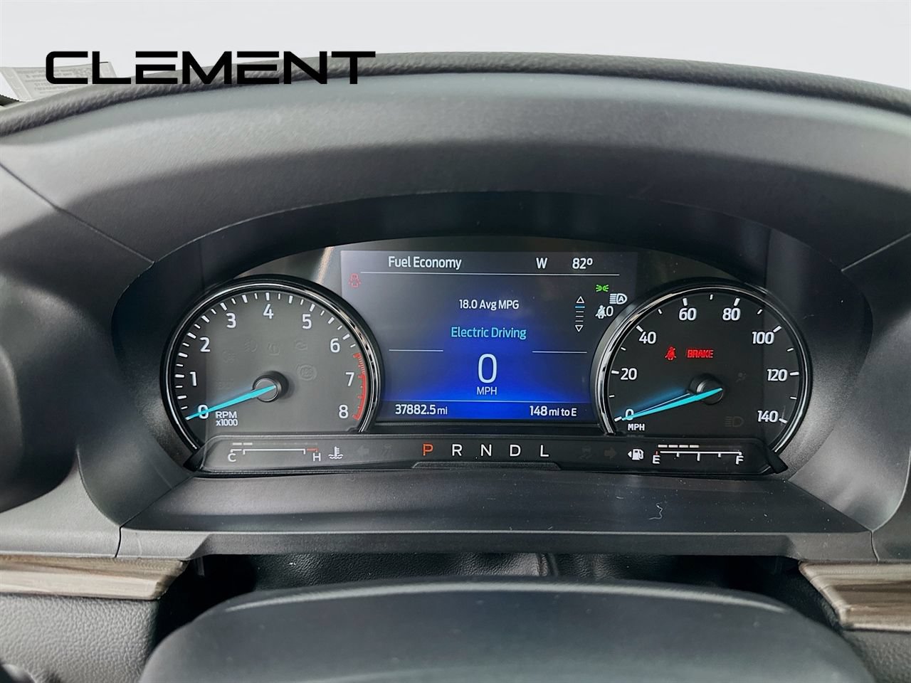 Certified 2023 Ford Explorer Limited w/ Hybrid Equipment Group 310A AWD/4WD image 18