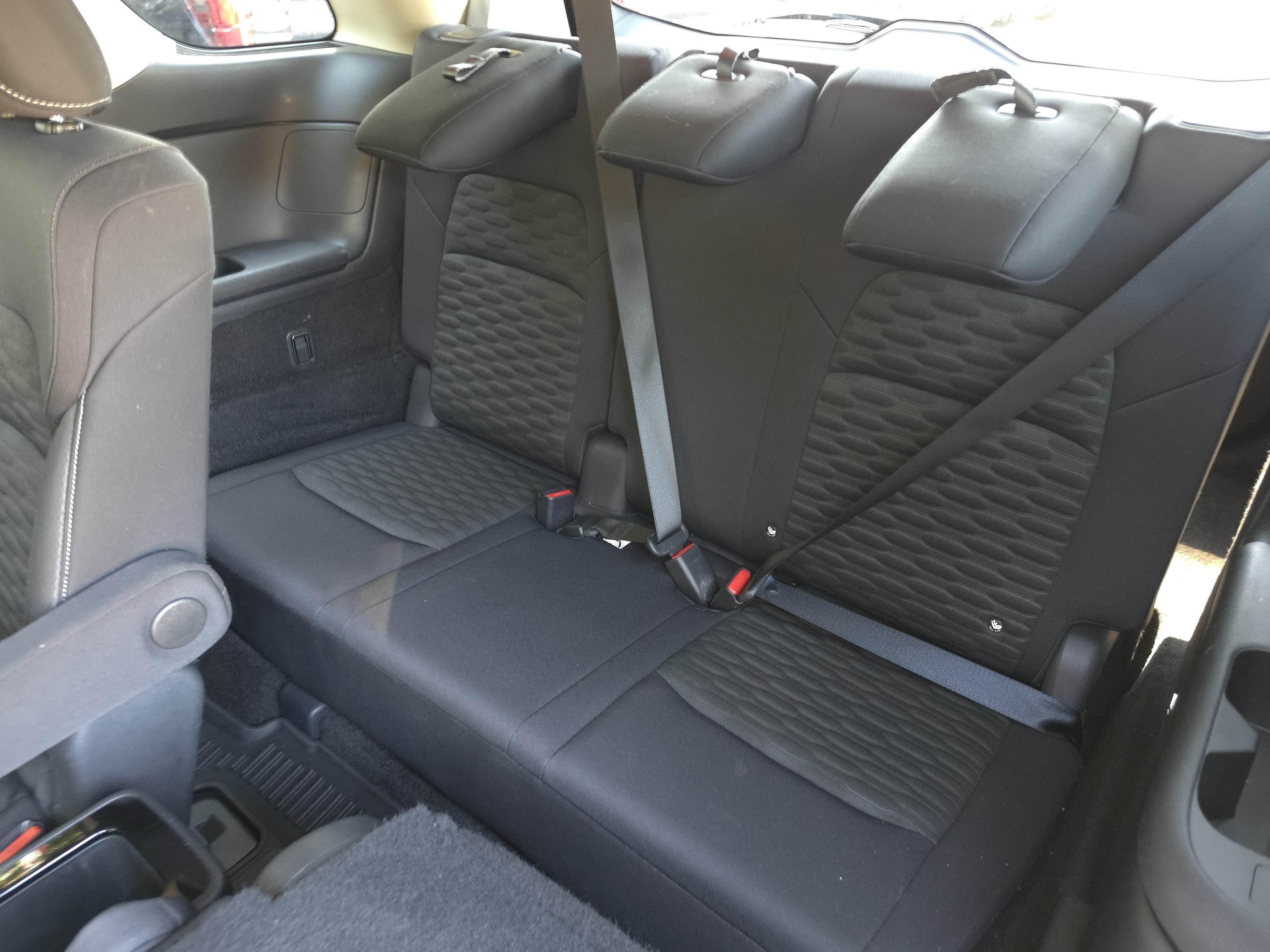 Used 2022 Nissan Pathfinder SV w/ SV Premium Package AWD/4WD image 18