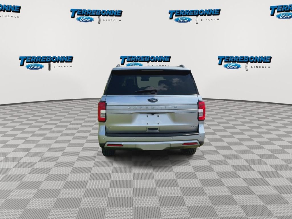 Certified 2024 Ford Expedition Max XLT image 5