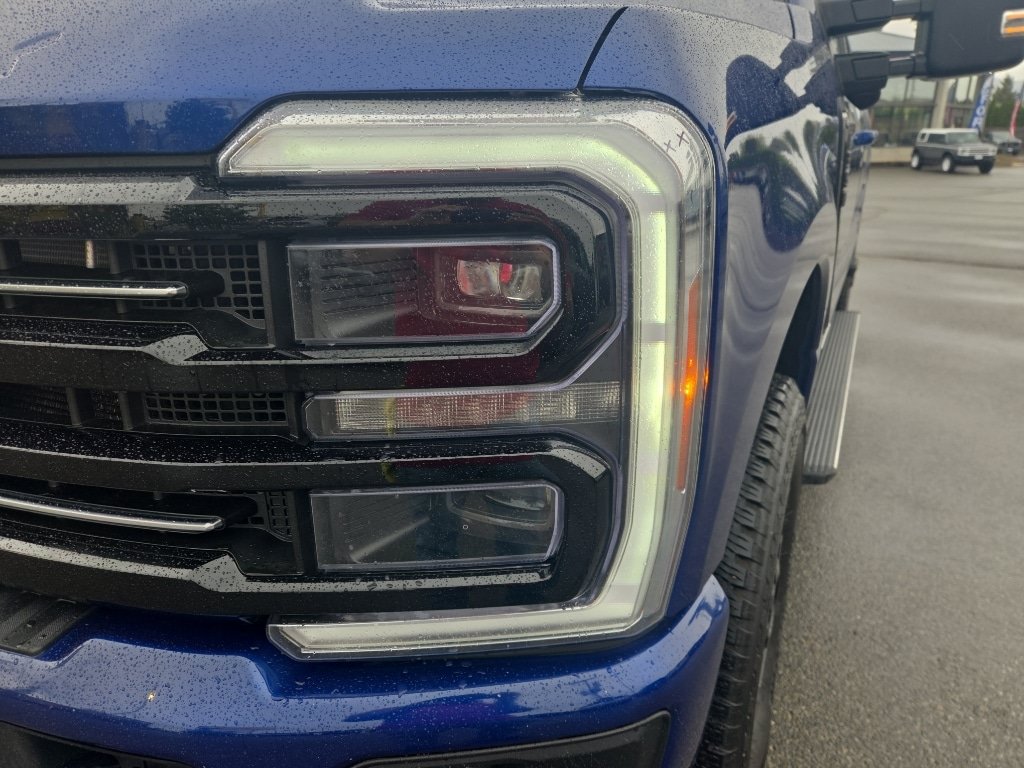 Certified 2026 Ford F350 Platinum AWD/4WD image 4