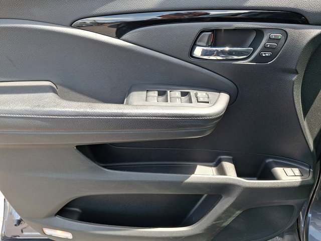 Used 2021 Honda Pilot Touring image 14