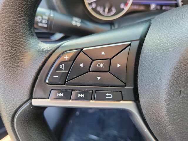 Used 2024 Nissan Sentra SV FWD image 5