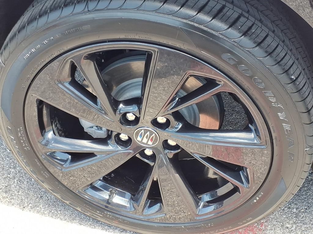 Used 2024 Buick Envision Sport Touring AWD/4WD image 8