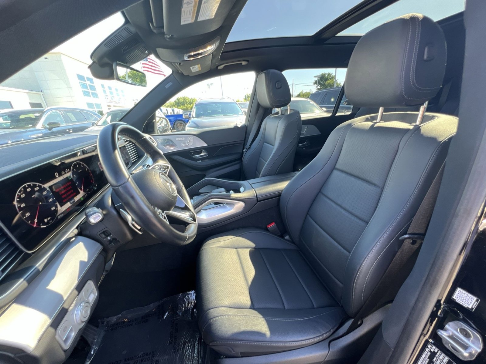 Used 2025 Mercedes-Benz GLS 450 4MATIC image 21