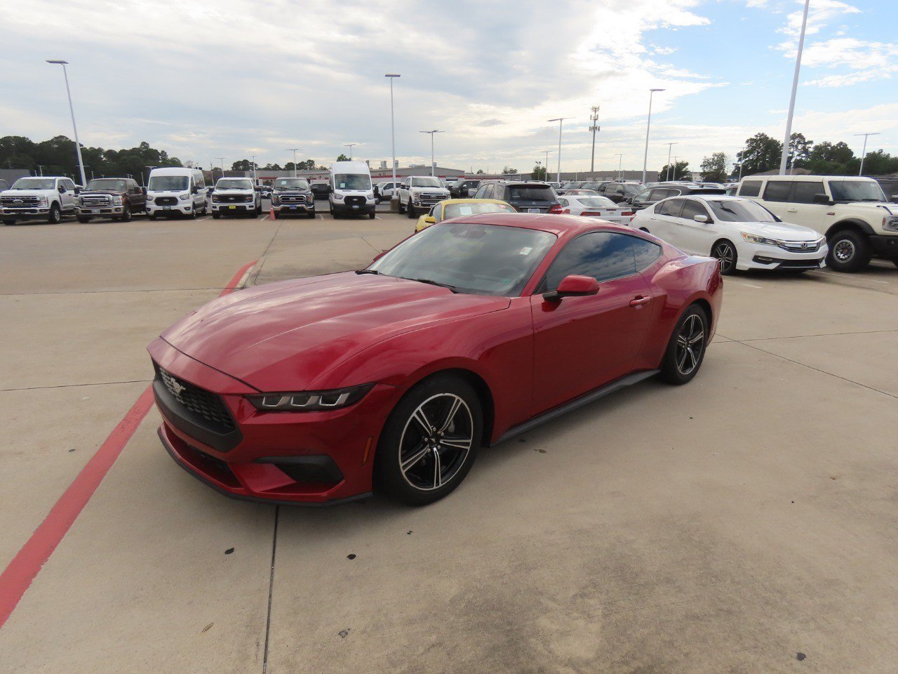 Certified 2024 Ford Mustang Coupe RWD image 2
