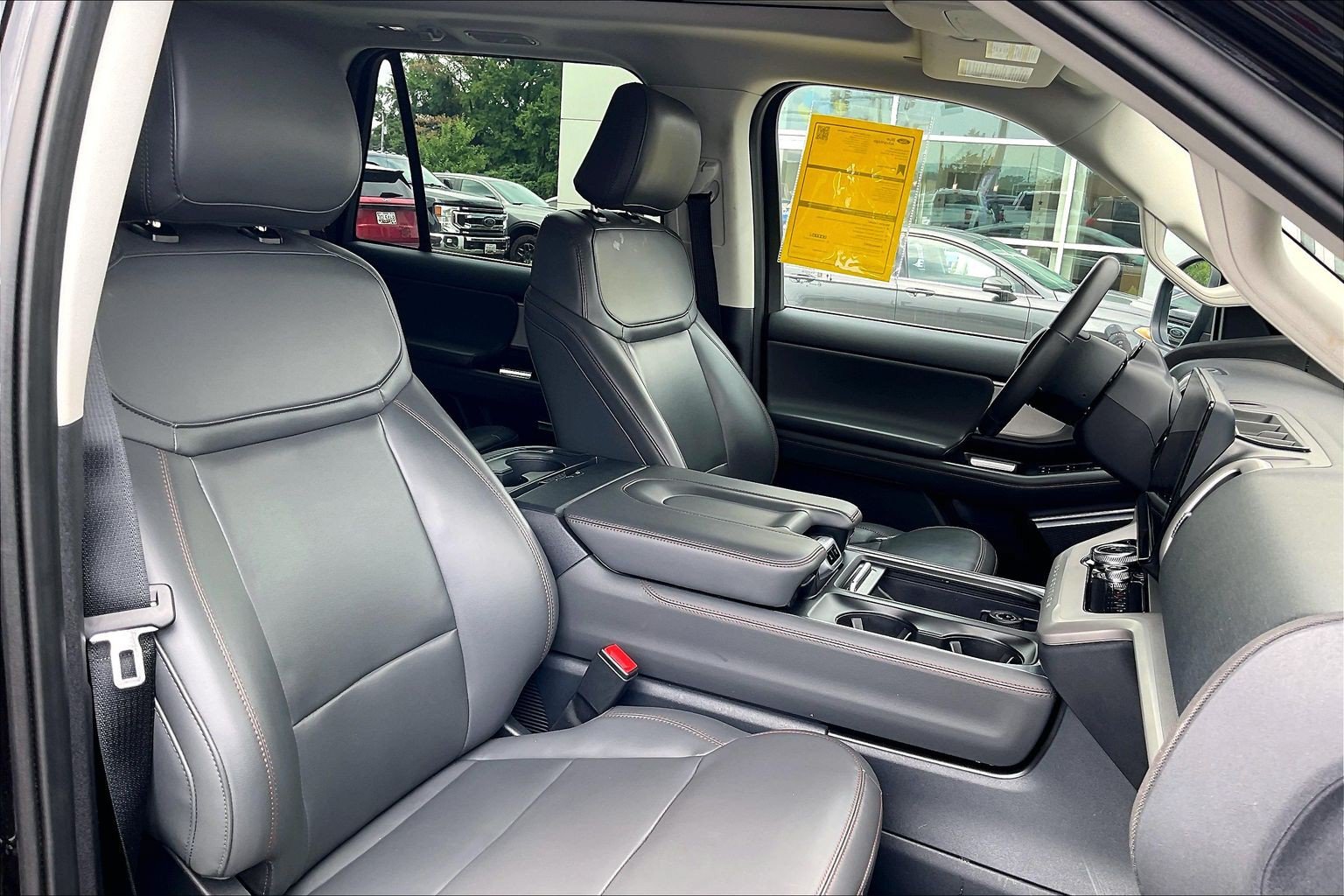 Certified 2025 Ford Expedition Active RWD image 7