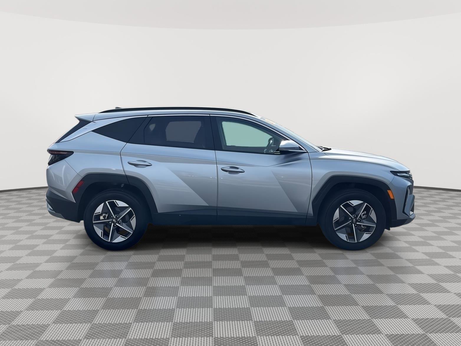 Used 2025 Hyundai Tucson SEL AWD/4WD image 6