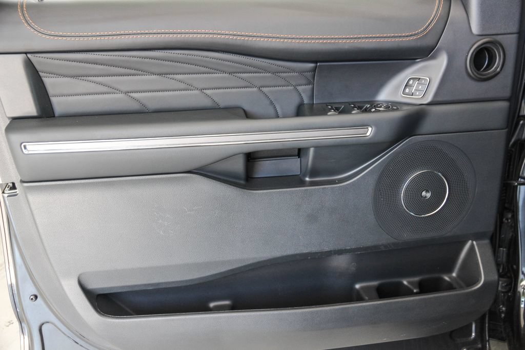 Certified 2023 Ford Expedition Max Platinum AWD/4WD image 23