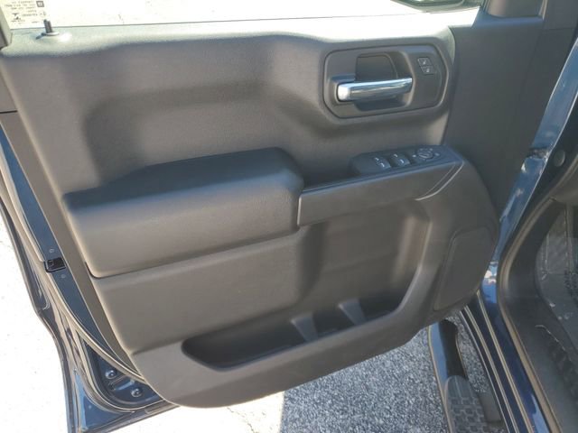 Used 2022 Chevrolet Silverado 1500 Custom image 18