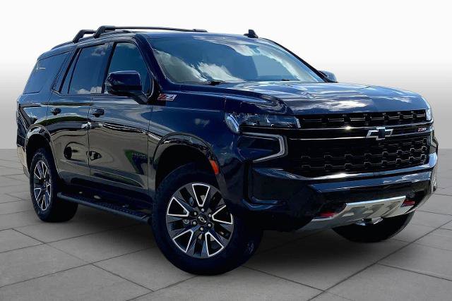 Used 2023 Chevrolet Tahoe Z71 w/ Luxury Package AWD/4WD image 3