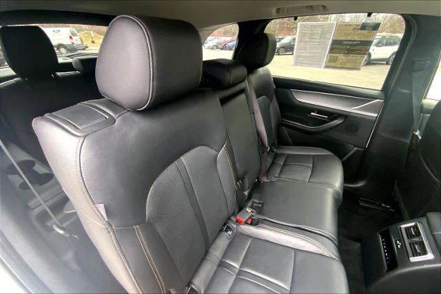 Used 2024 MAZDA CX-90 3.3 Turbo w/ Preferred Plus AWD/4WD image 20