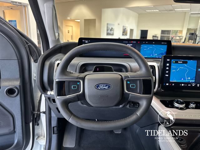 Certified 2025 Ford Expedition Active RWD image 18