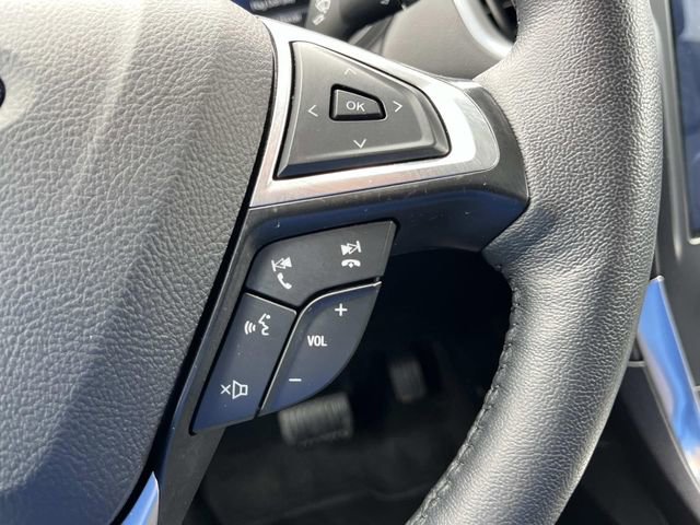 Certified 2024 Ford Edge Titanium image 33