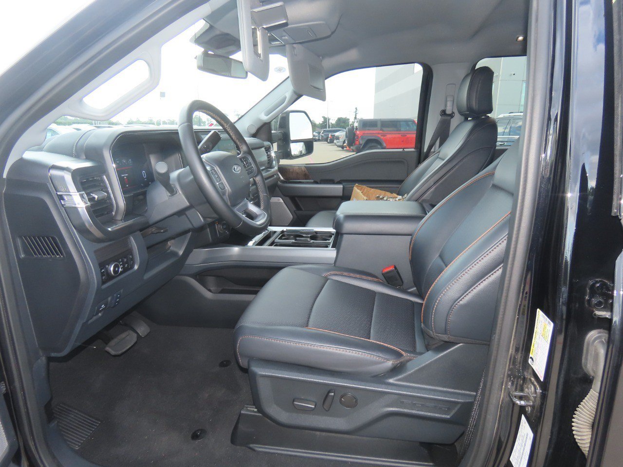 Certified 2025 Ford F350 Lariat AWD/4WD image 23