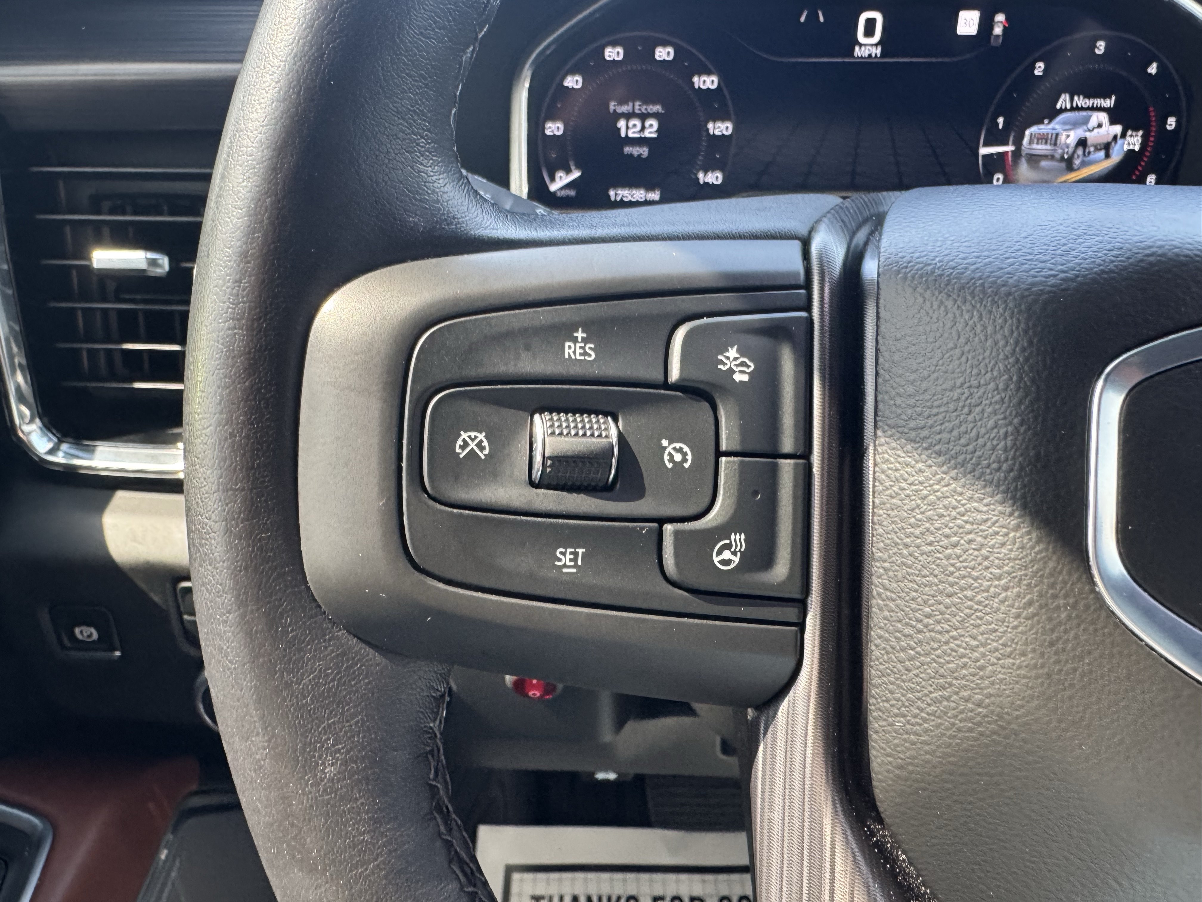 Used 2025 GMC Sierra 2500 Denali Ultimate AWD/4WD image 9