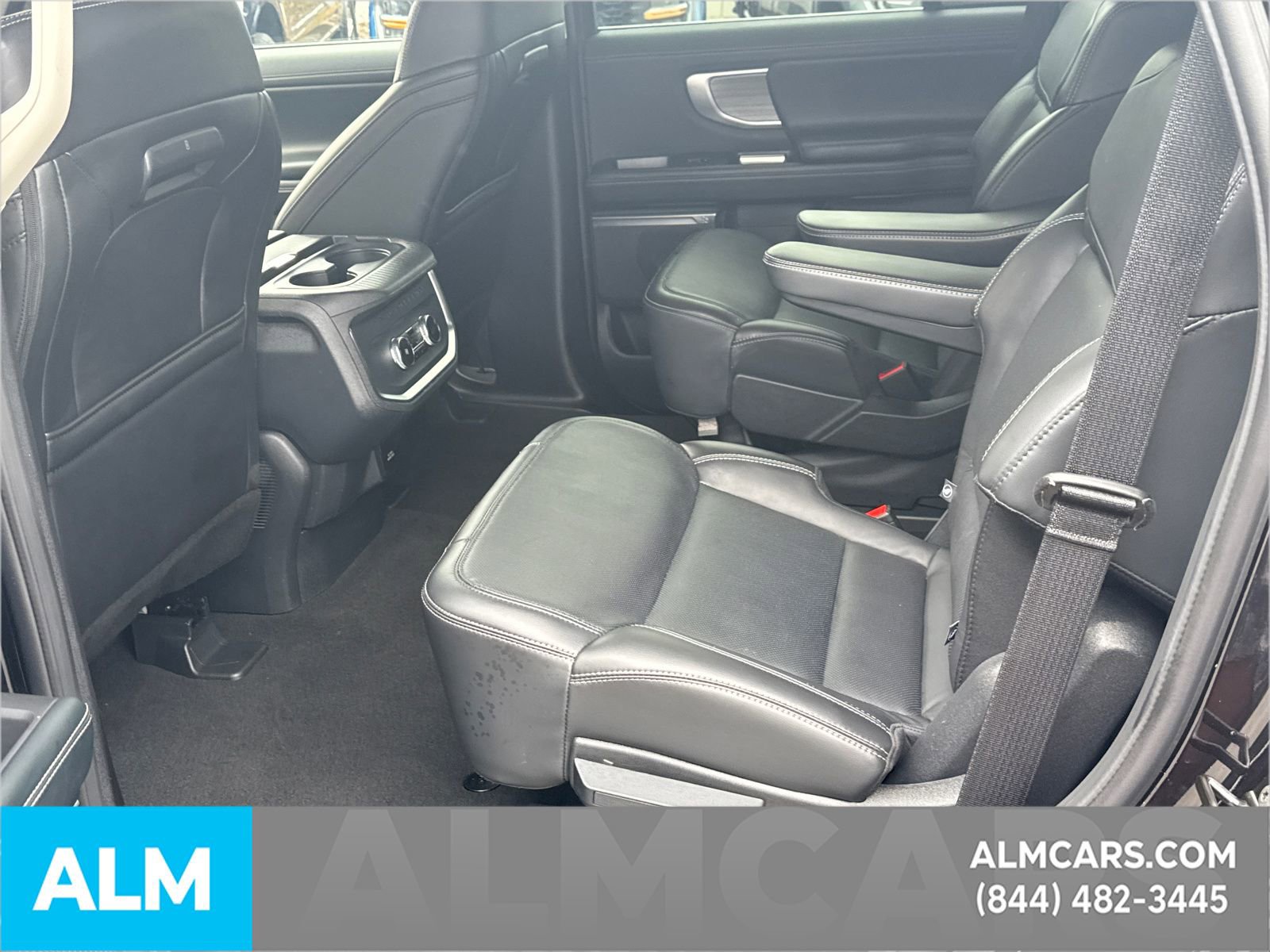 Certified 2025 Ford Expedition Platinum image 27