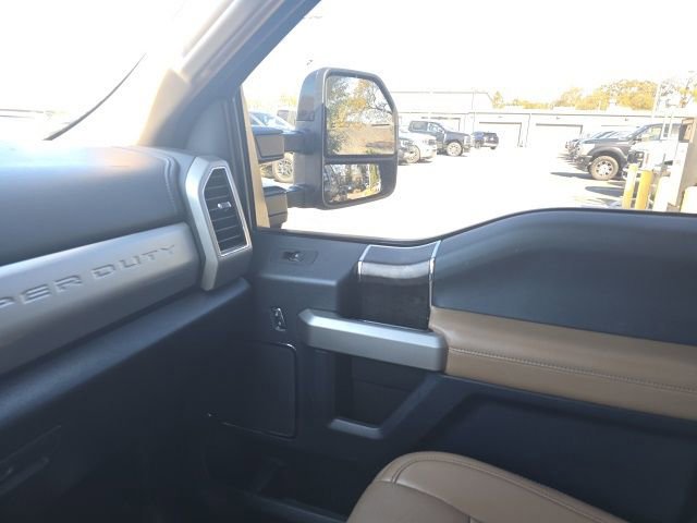 Certified 2022 Ford F450 Lariat w/ Lariat Ultimate Package image 16