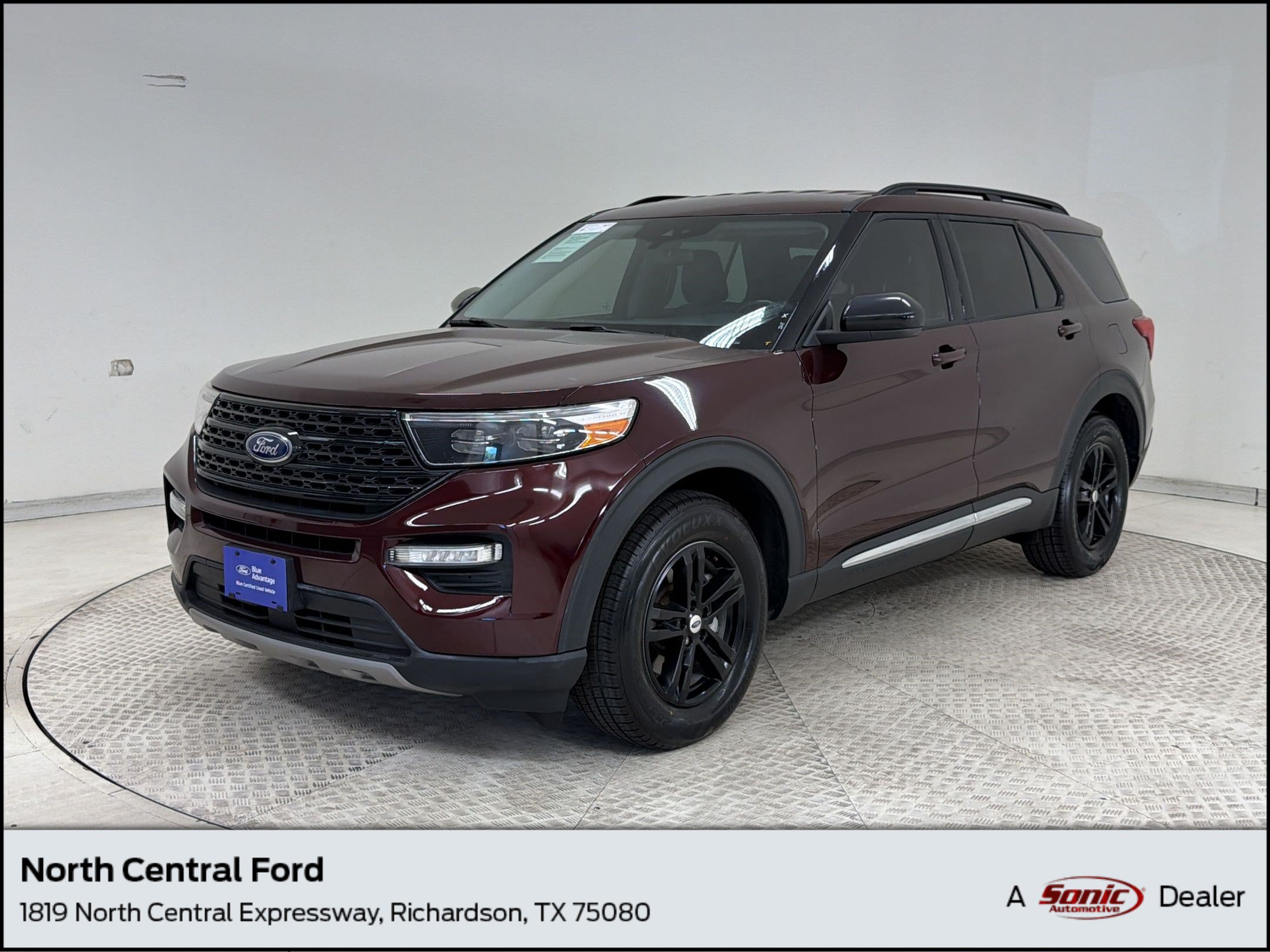 Certified 2022 Ford Explorer XLT w/ Equipment Group 202A