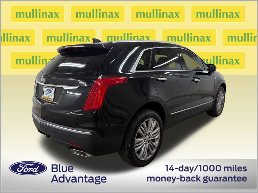 Used 2019 Cadillac XT5 Premium Luxury FWD image 3
