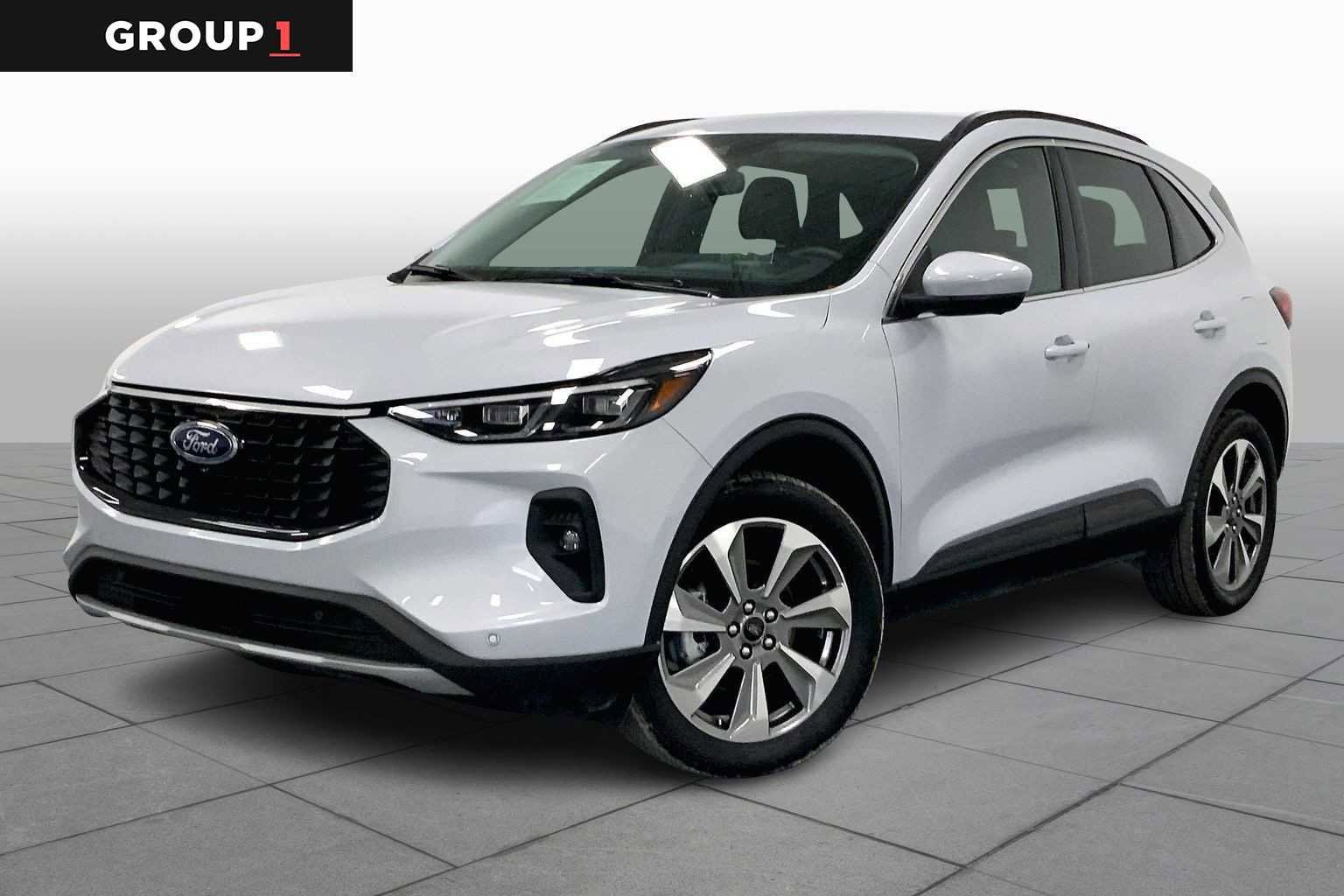 Certified 2025 Ford Escape Platinum w/ Premium Technology Package