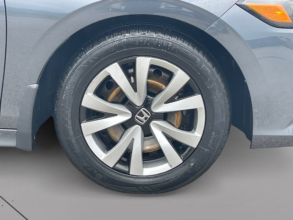 Used 2023 Honda Civic LX image 9