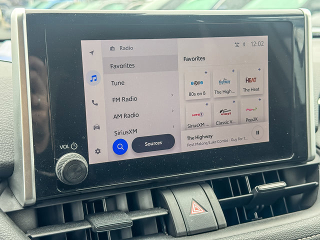 Used 2024 Toyota RAV4 LE image 15