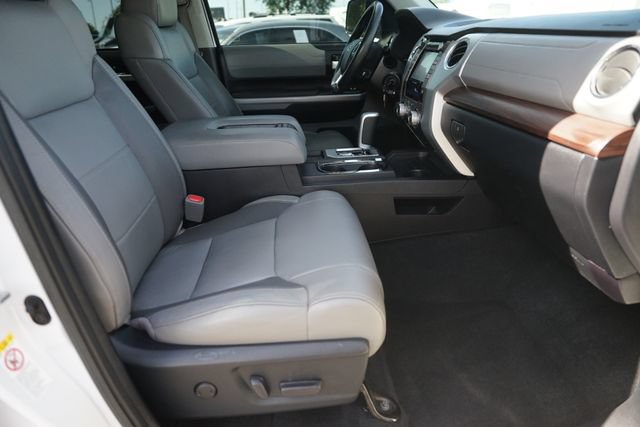 Used 2018 Toyota Tundra Limited AWD/4WD image 18
