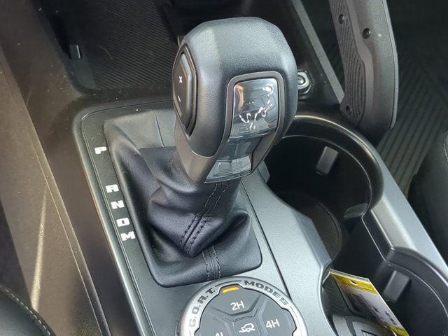 Certified 2025 Ford Bronco Outer Banks w/ Sasquatch Package AWD/4WD image 27