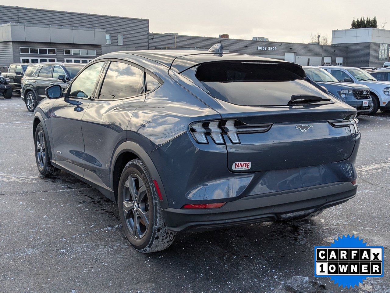 Certified 2021 Ford Mustang Mach-E Select w/ Comfort/Technology Package image 3