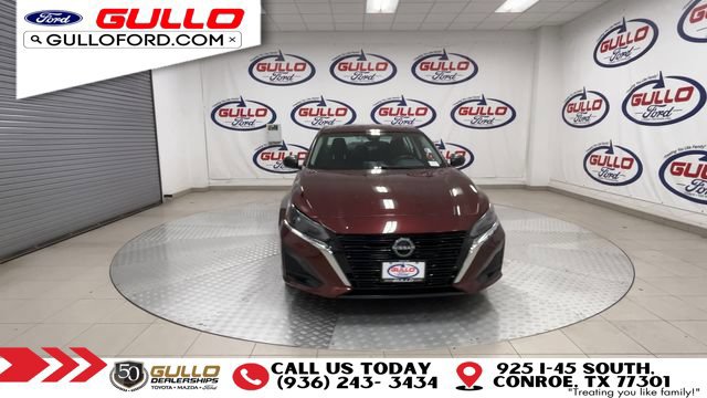Used 2025 Nissan Altima 2.5 SV AWD/4WD image 3