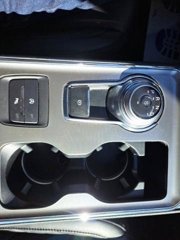 Certified 2024 Ford Edge Titanium AWD/4WD image 23