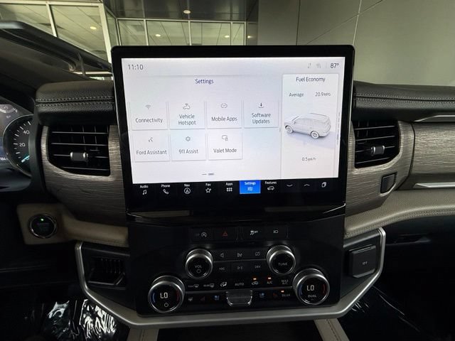 Certified 2024 Ford Expedition Limited AWD/4WD image 31