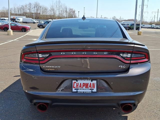 Used 2018 Dodge Charger R/T w/ Navigation & Travel Group RWD image 5