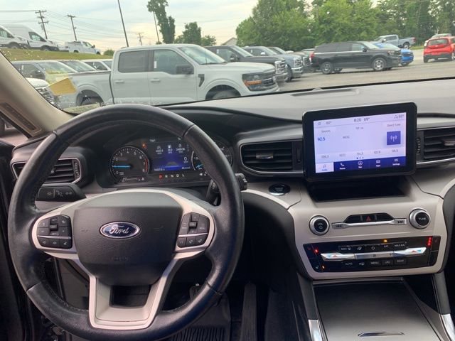 Certified 2023 Ford Explorer XLT w/ Equipment Group 202A AWD/4WD image 26