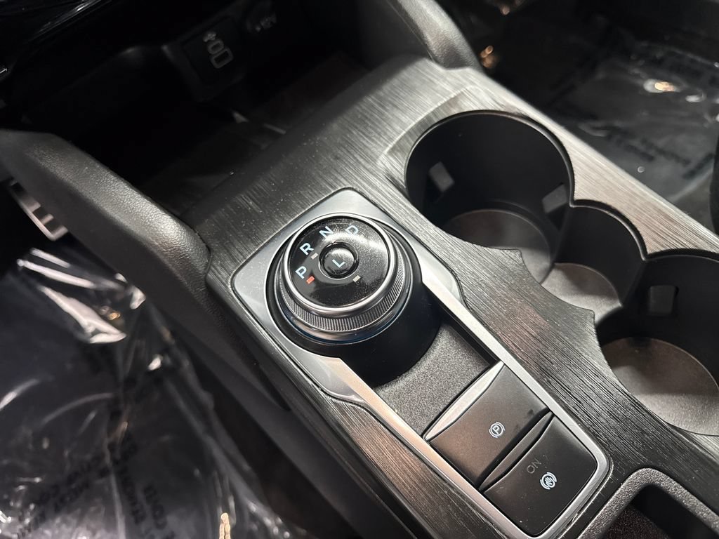 Certified 2024 Ford Escape ST-Line Elite w/ Premium Technology Package AWD/4WD image 26