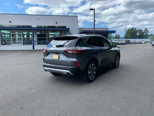 Certified 2025 Ford Escape Platinum AWD/4WD image 9
