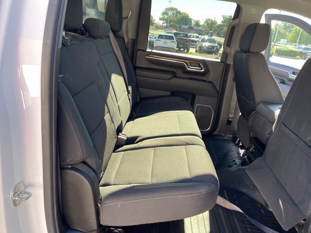 Used 2024 Chevrolet Silverado 3500 LT AWD/4WD image 18