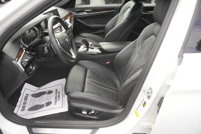 Used 2017 BMW 540i image 9