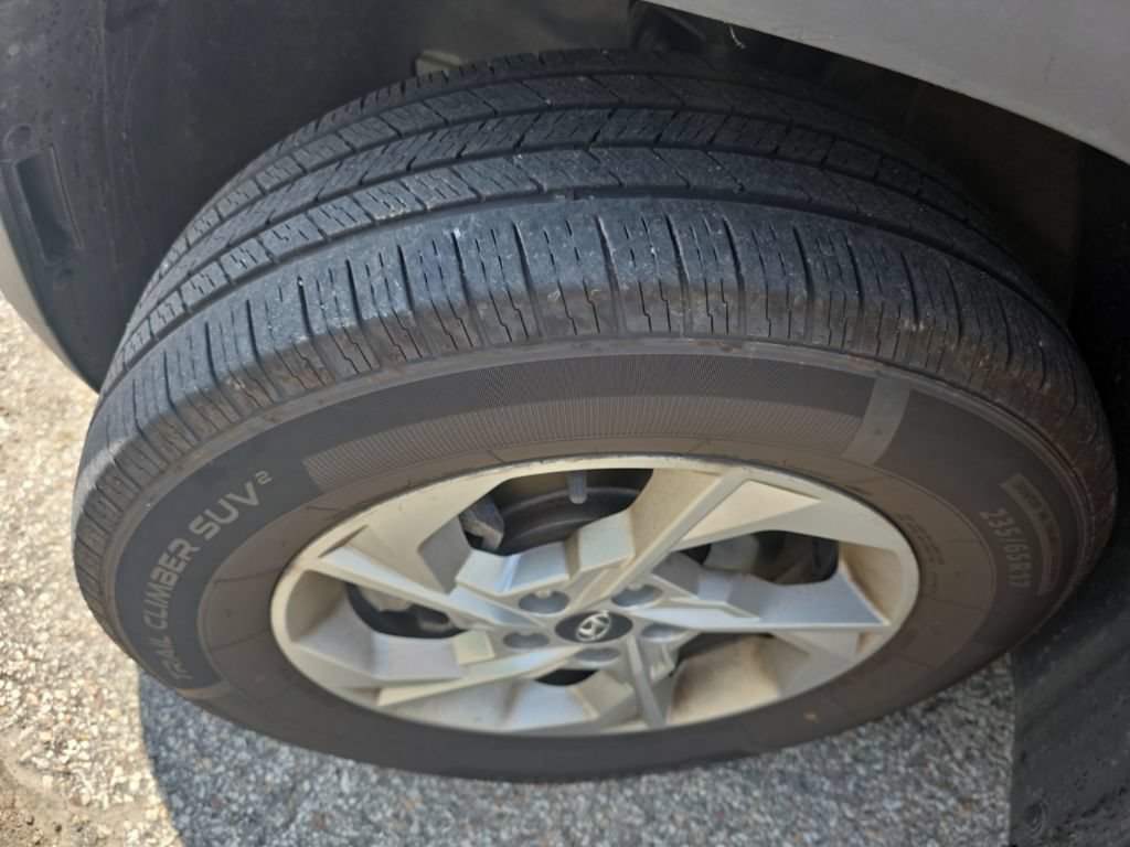 Used 2022 Hyundai Tucson SE AWD/4WD image 9