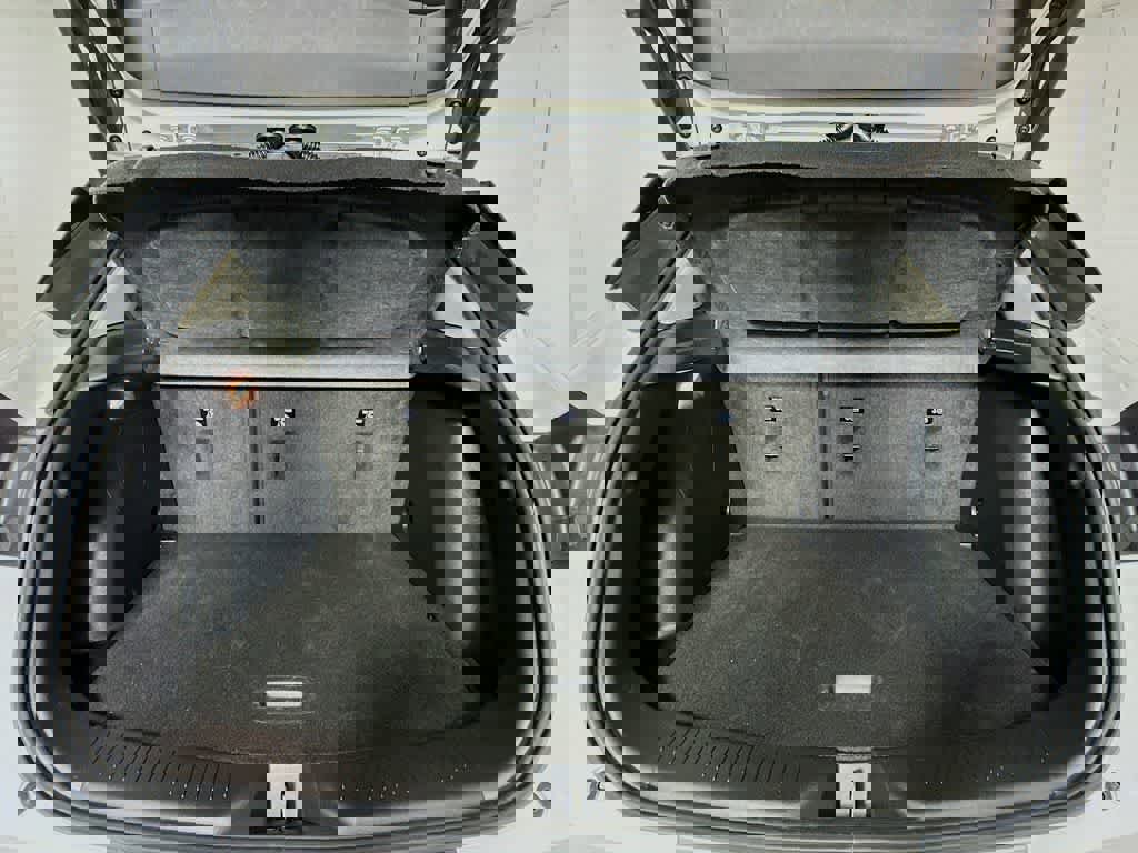 Used 2022 Buick Encore GX Essence w/ Experience Buick Package image 20