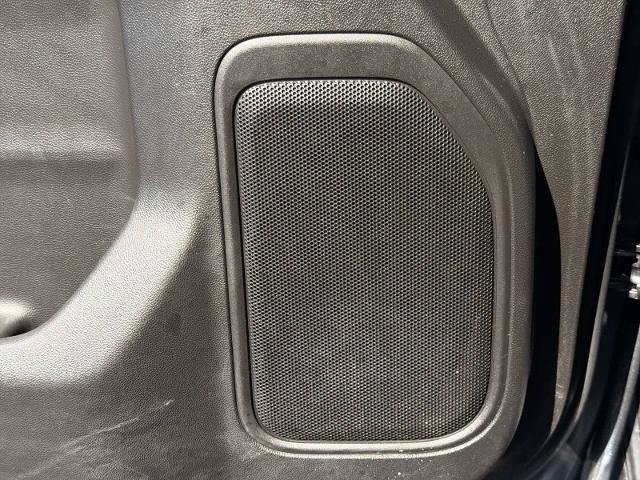 Used 2022 Chevrolet Silverado 1500 LT AWD/4WD image 30