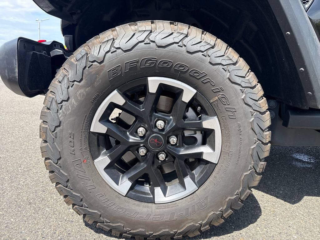 Used 2026 Jeep Wrangler Unlimited Rubicon AWD/4WD image 14