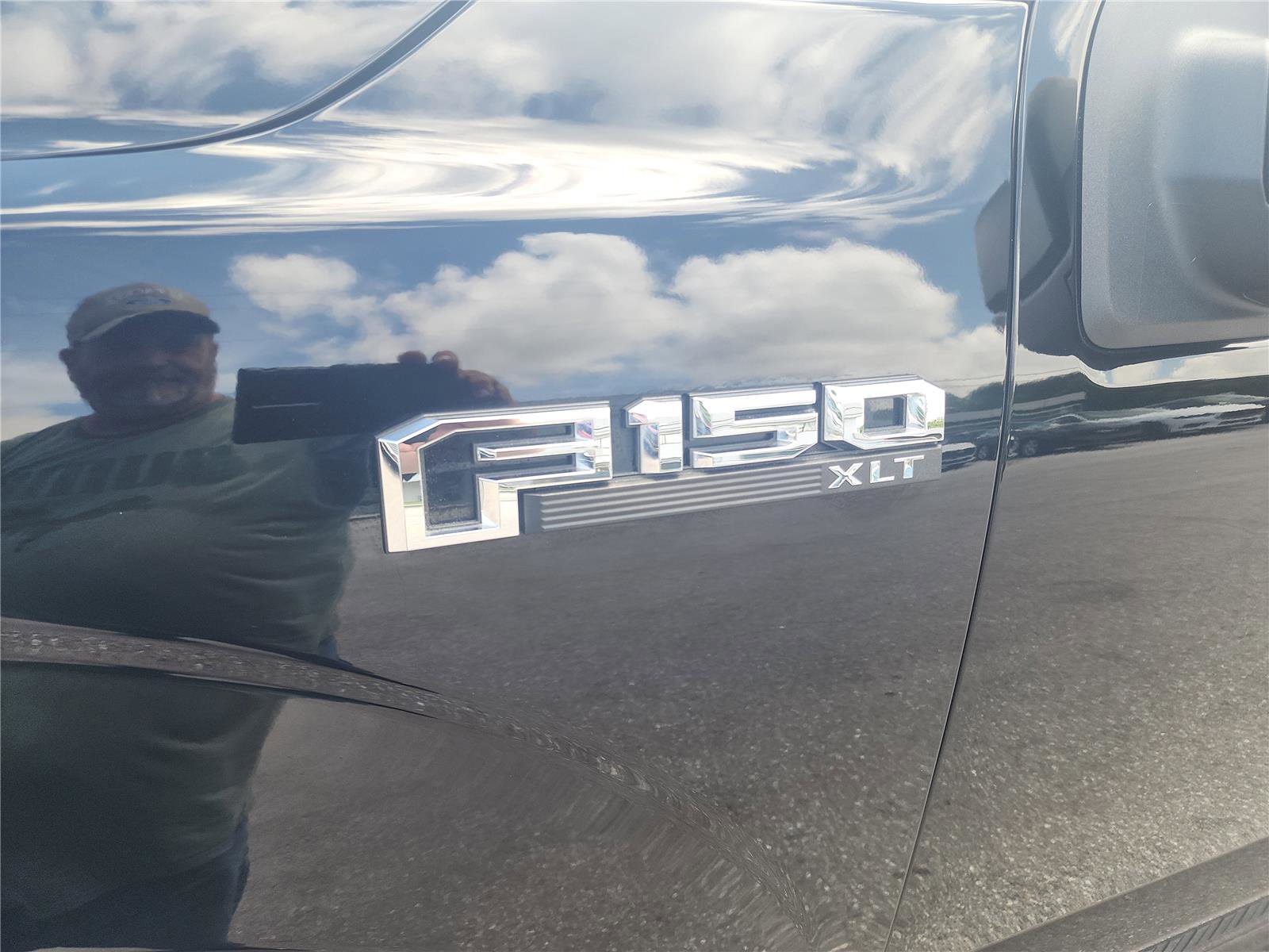 Certified 2018 Ford F150 XLT w/ Equipment Group 302A Luxury AWD/4WD image 10