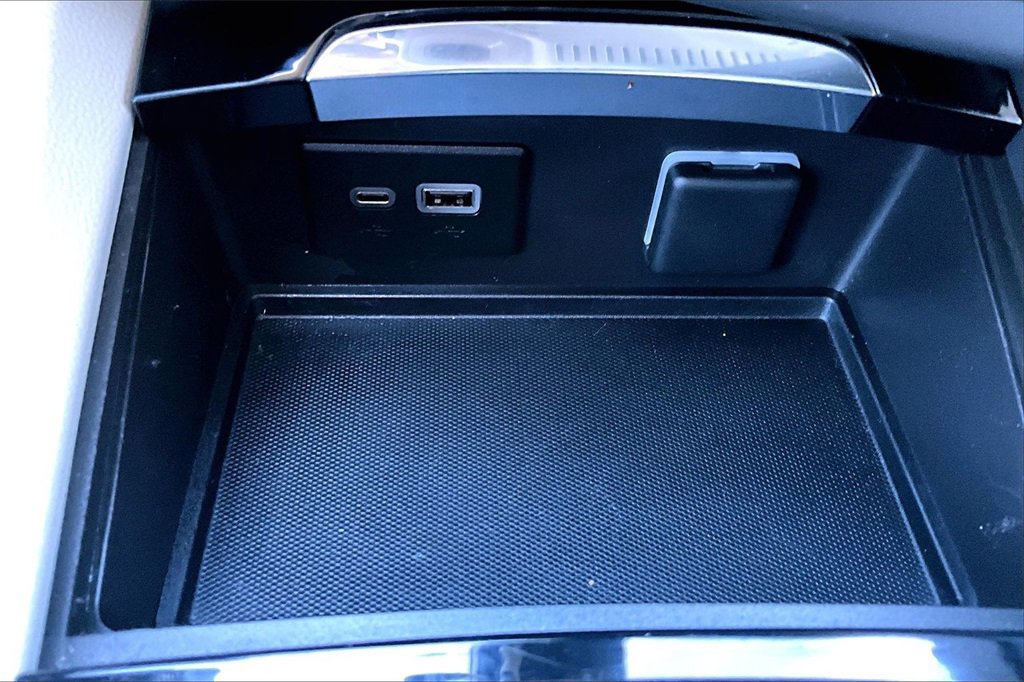 Used 2023 Buick Envision Preferred image 32