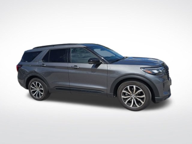 Certified 2026 Ford Explorer ST-Line w/ Premium Package