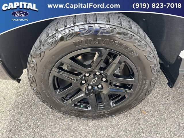 Used 2024 Chevrolet Silverado 1500 Custom Trail Boss AWD/4WD image 13