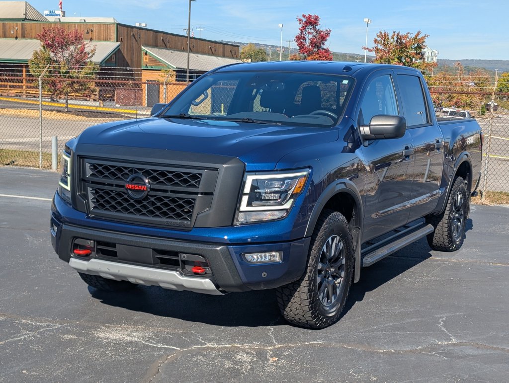 Used 2021 Nissan Titan PRO-4X w/ Pro-4x Utility Package AWD/4WD image 3
