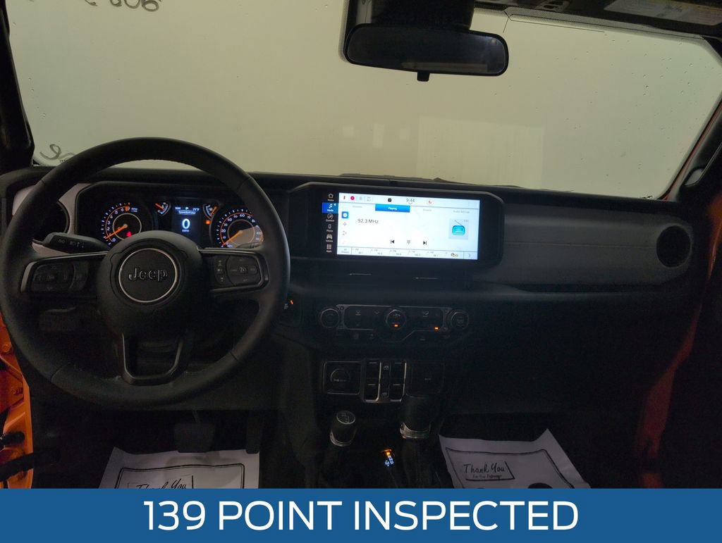 Used 2025 Jeep Gladiator Sport AWD/4WD image 7